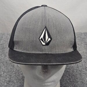 Volcom Trucker Hat Black Gray Mesh Cap Skate Surf Y2K 90s‎ Streetwear Minimal